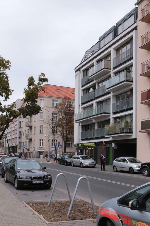 Apartemen studio 35 m² dengan 1 kamar mandi pribadi di Pusat Kota Poznan Bagian luar foto