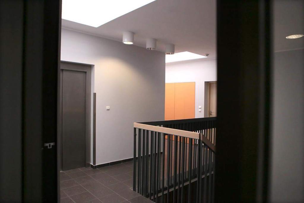 Apartemen studio 35 m² dengan 1 kamar mandi pribadi di Pusat Kota Poznan Bagian luar foto