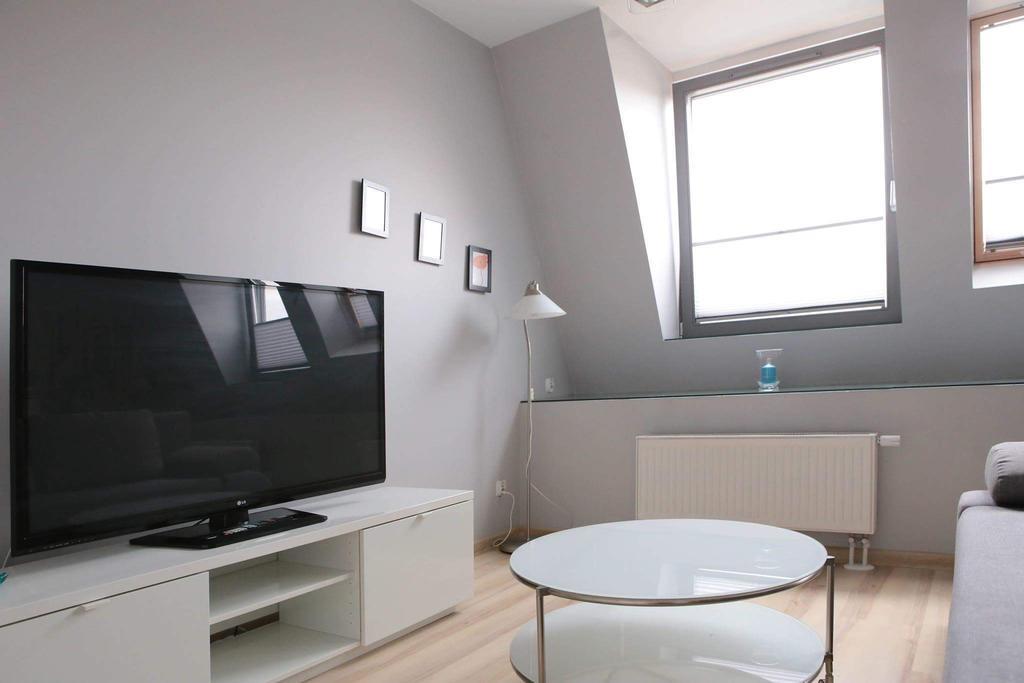 Apartemen studio 35 m² dengan 1 kamar mandi pribadi di Pusat Kota Poznan Bagian luar foto