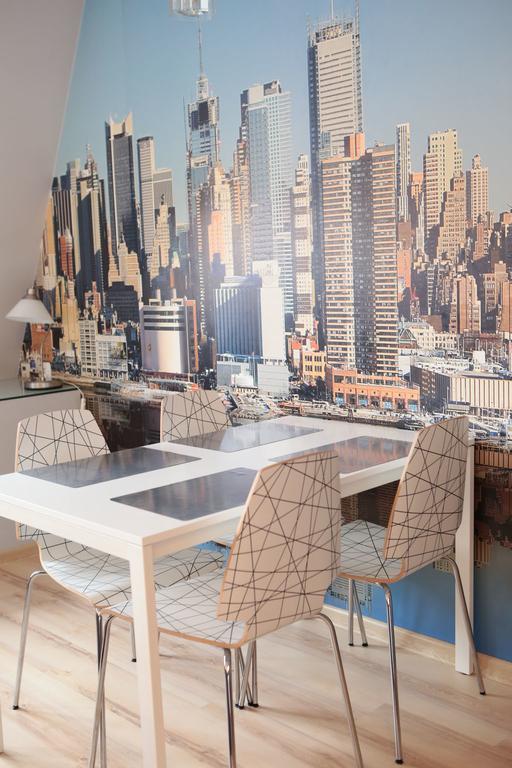 Apartemen studio 35 m² dengan 1 kamar mandi pribadi di Pusat Kota Poznan Bagian luar foto