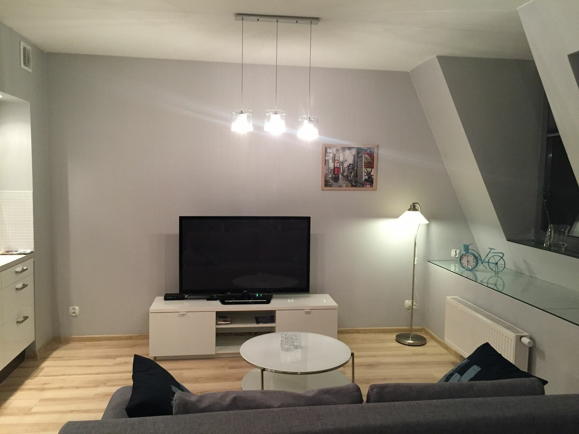 Apartemen studio 35 m² dengan 1 kamar mandi pribadi di Pusat Kota Poznan Bagian luar foto